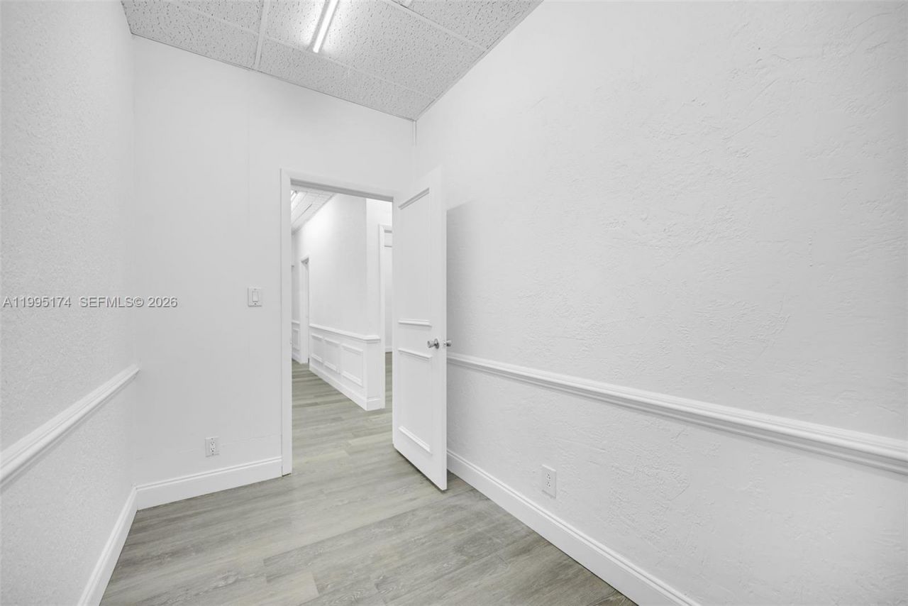 3801 N University Dr, Unit 501, Sunrise, FL 33351 Photo