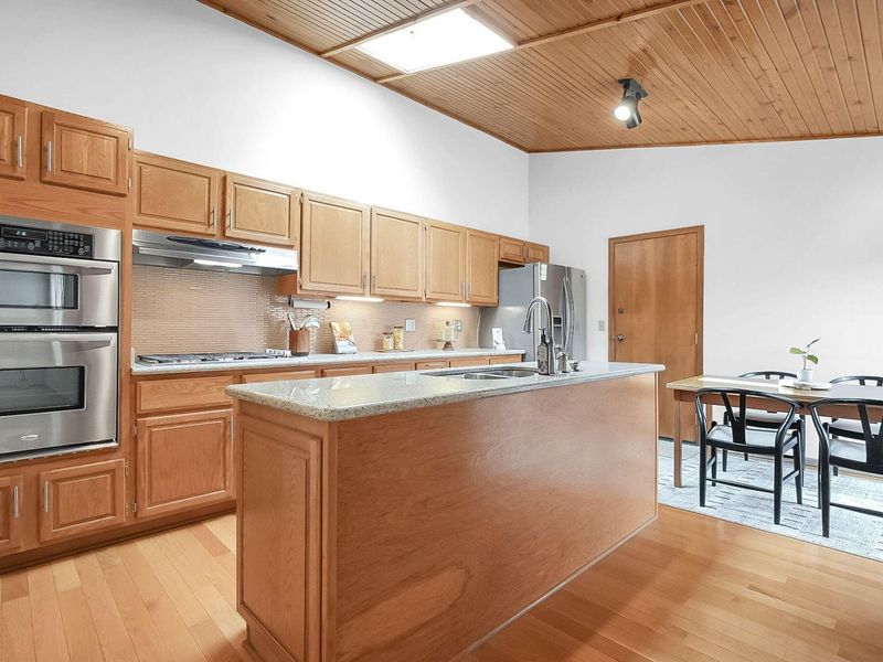 3309 Mansion Way, Unit 7, Columbus, OH 43221 Photo 10