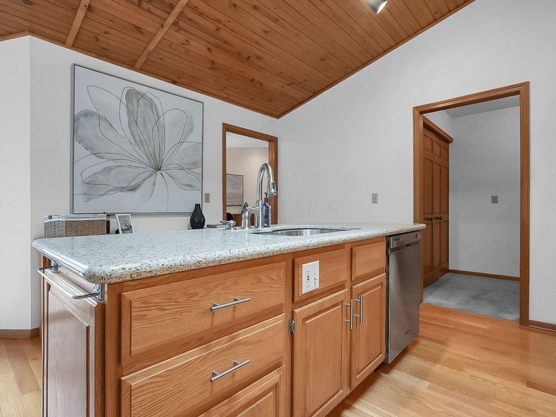 3309 Mansion Way, Unit 7, Columbus, OH 43221 Photo 12