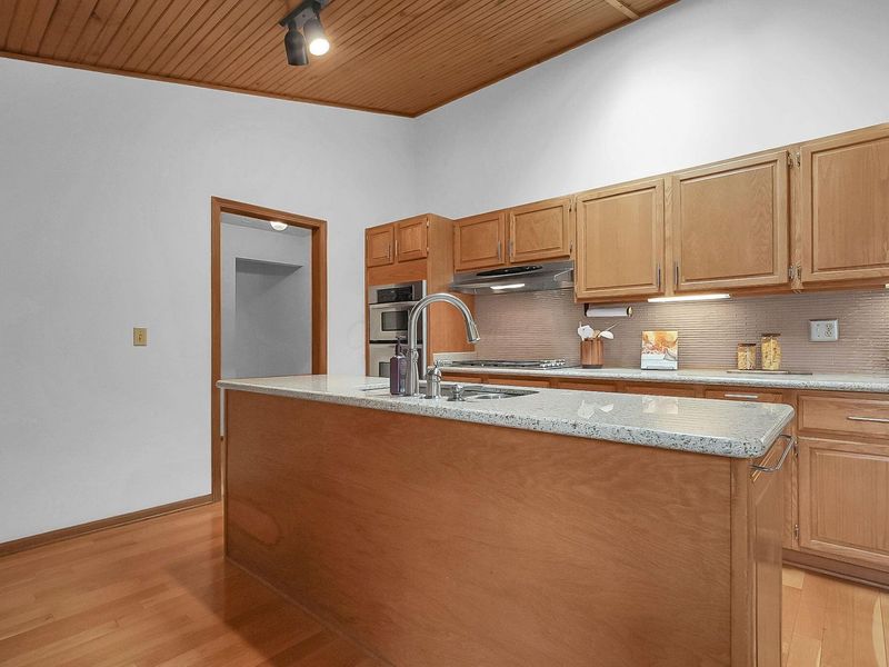 3309 Mansion Way, Unit 7, Columbus, OH 43221 Photo 15