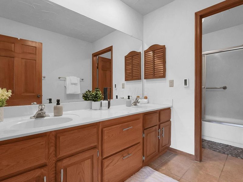 3309 Mansion Way, Unit 7, Columbus, OH 43221 Photo 28