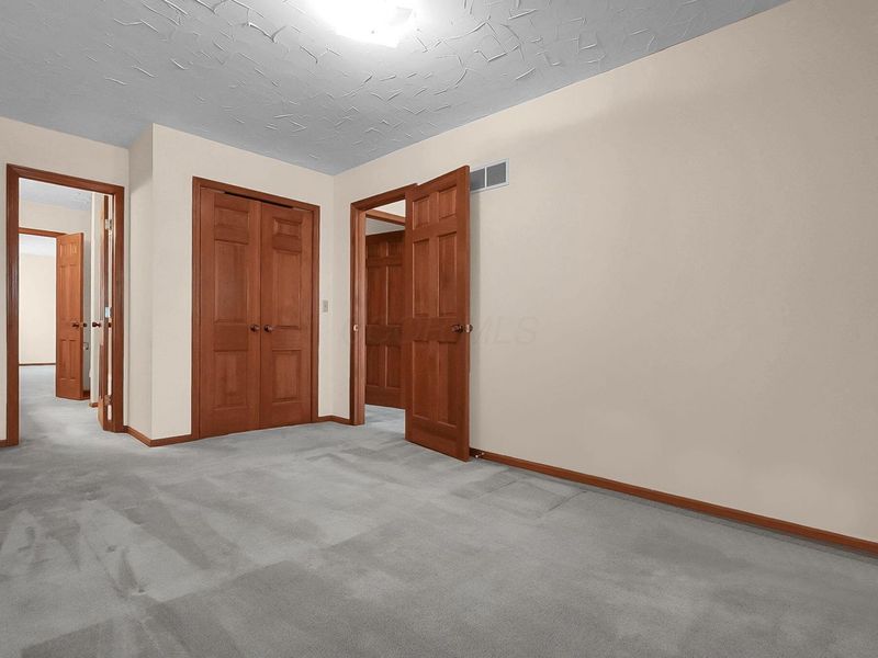 3309 Mansion Way, Unit 7, Columbus, OH 43221 Photo 32