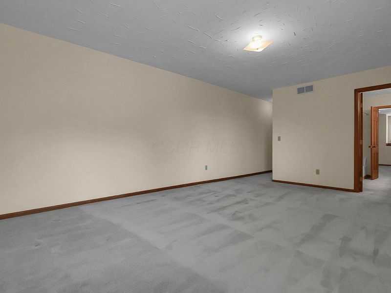 3309 Mansion Way, Unit 7, Columbus, OH 43221 Photo 34