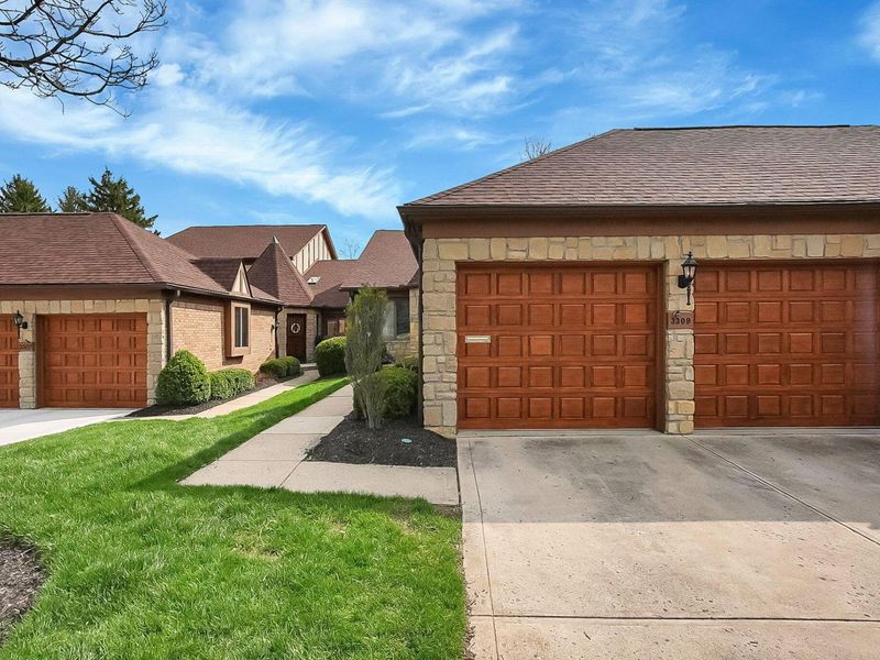 3309 Mansion Way, Unit 7, Columbus, OH 43221 Photo 43