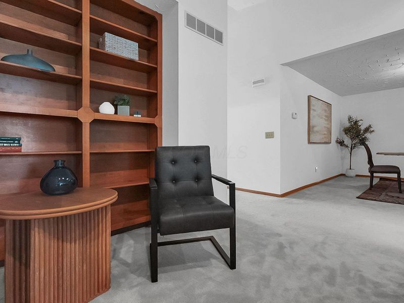 3309 Mansion Way, Unit 7, Columbus, OH 43221 Photo 6