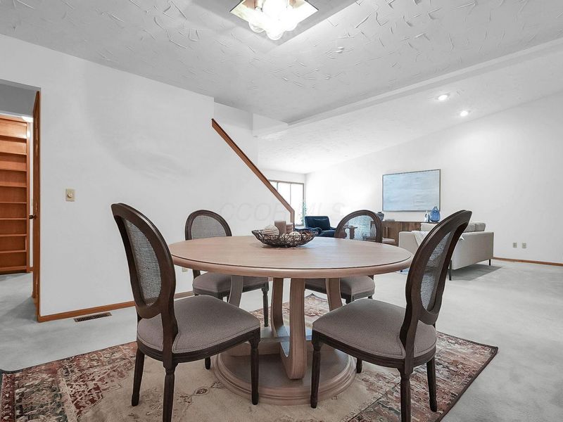 3309 Mansion Way, Unit 7, Columbus, OH 43221 Photo 9