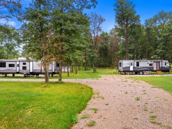 841 & 847 Sterling Road, Nekoosa, WI 54457