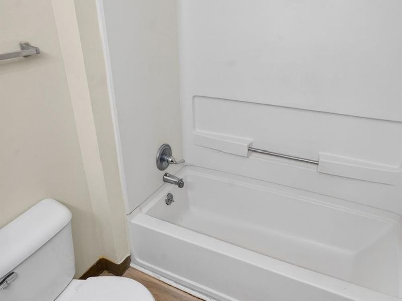 2357 Franklin, Toledo, OH 43620 Photo 17