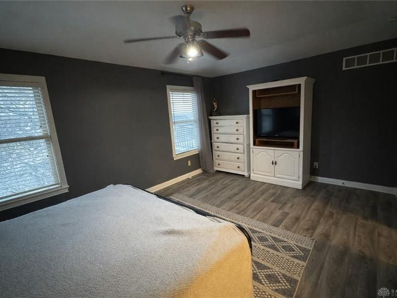 930 Oak Hill Court, Troy, OH 45373 Photo 13