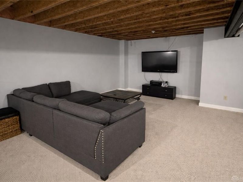 930 Oak Hill Court, Troy, OH 45373 Photo 21