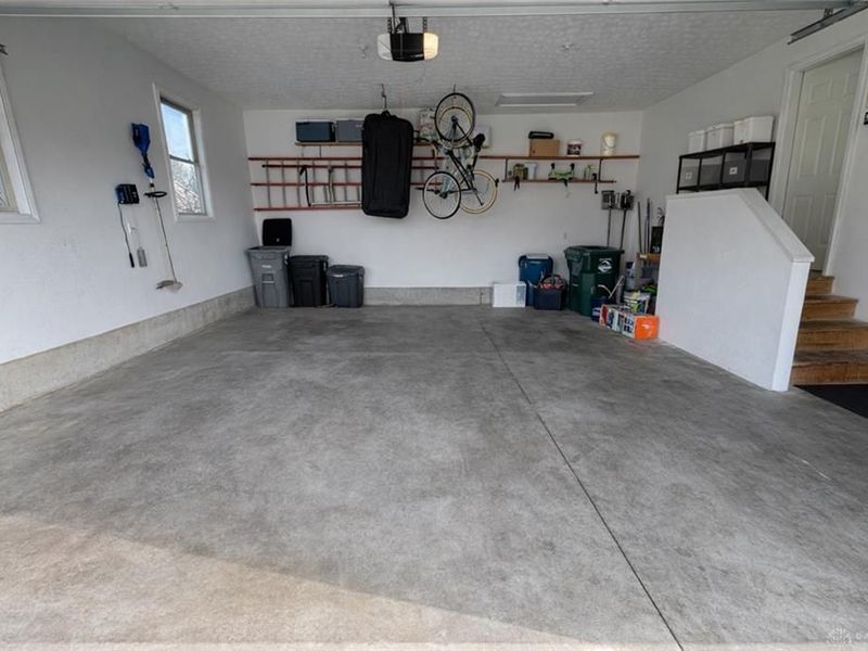 930 Oak Hill Court, Troy, OH 45373 Photo 24