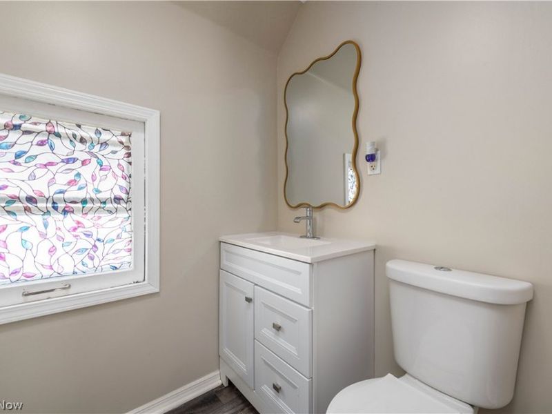 828 W 11th Street, Lorain, OH 44052 Photo 22