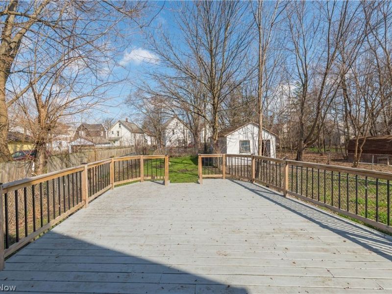 828 W 11th Street, Lorain, OH 44052 Photo 29