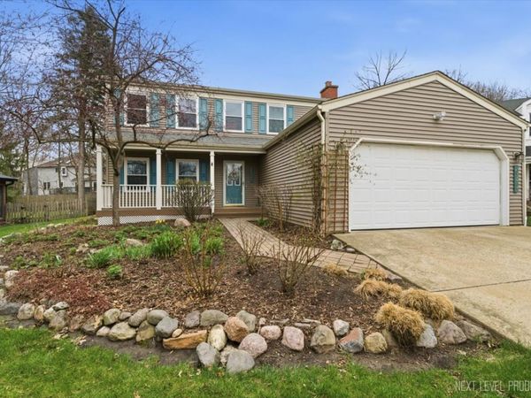 635 Kingsbury Court , Batavia, IL 60510