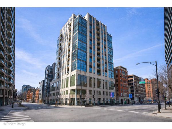 150 W Superior Street , Unit 1105, Chicago, IL 60654