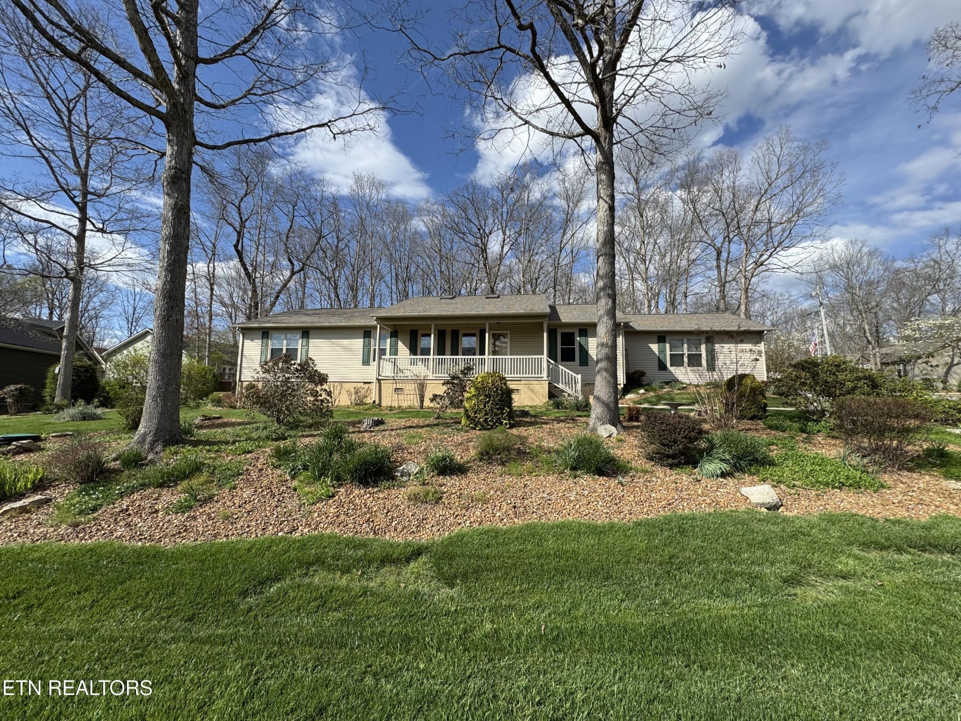 103 Norcross Rd, Crossville, TN 38558 Main Photo