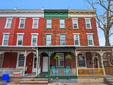 261 DELAWARE STREET, HARRISBURG, PA 17102