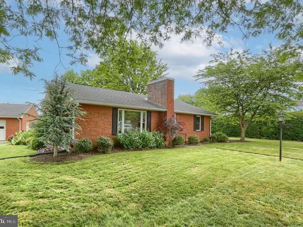 702 S 1ST AVENUE, LEBANON, PA 17042