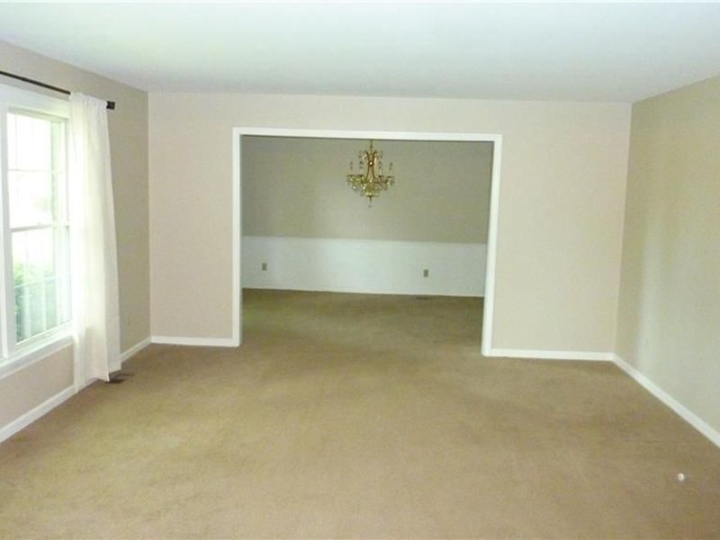 665 Dionne Court, Washington Township, OH 45459 Photo 3