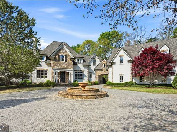 218 Londonberry Road, Atlanta, GA 30327