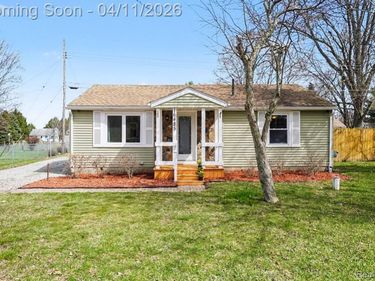 16485 Jennings Road, Fenton, MI 48430