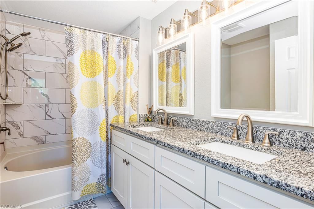 6361 Aragon Way, Unit 303, Fort Myers, FL 33966 Photo