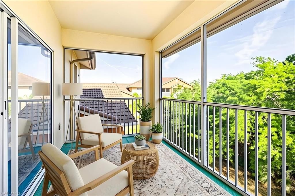 6361 Aragon Way, Unit 303, Fort Myers, FL 33966 Photo