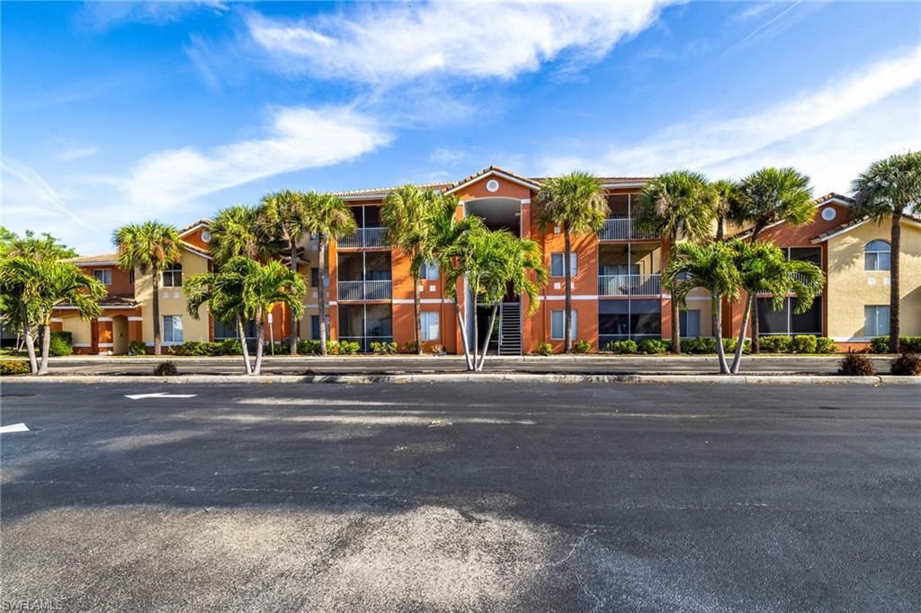 6361 Aragon Way, Unit 303, Fort Myers, FL 33966 Photo