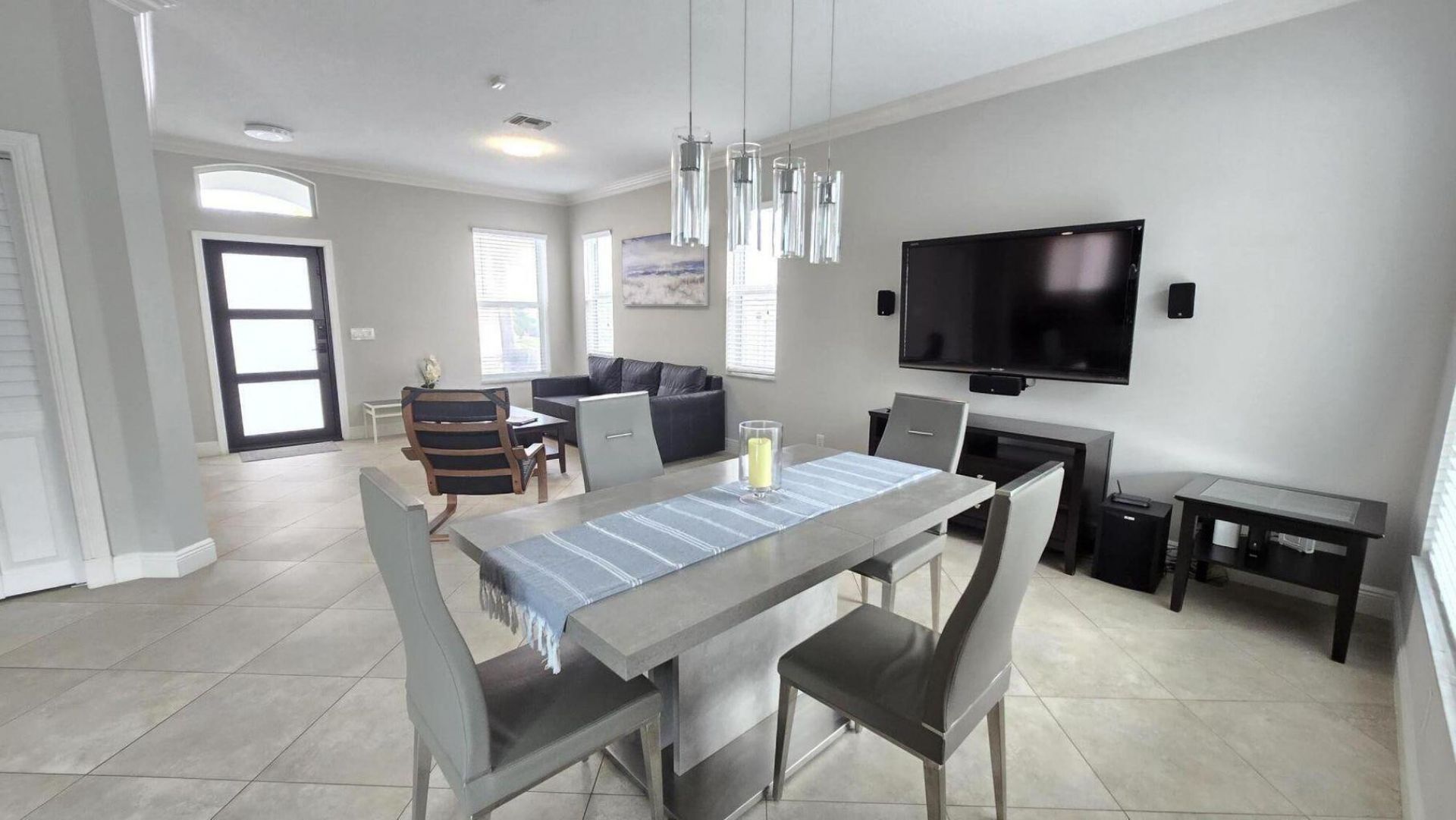 6878 NW 33rd Street, Margate, FL 33063 Photo