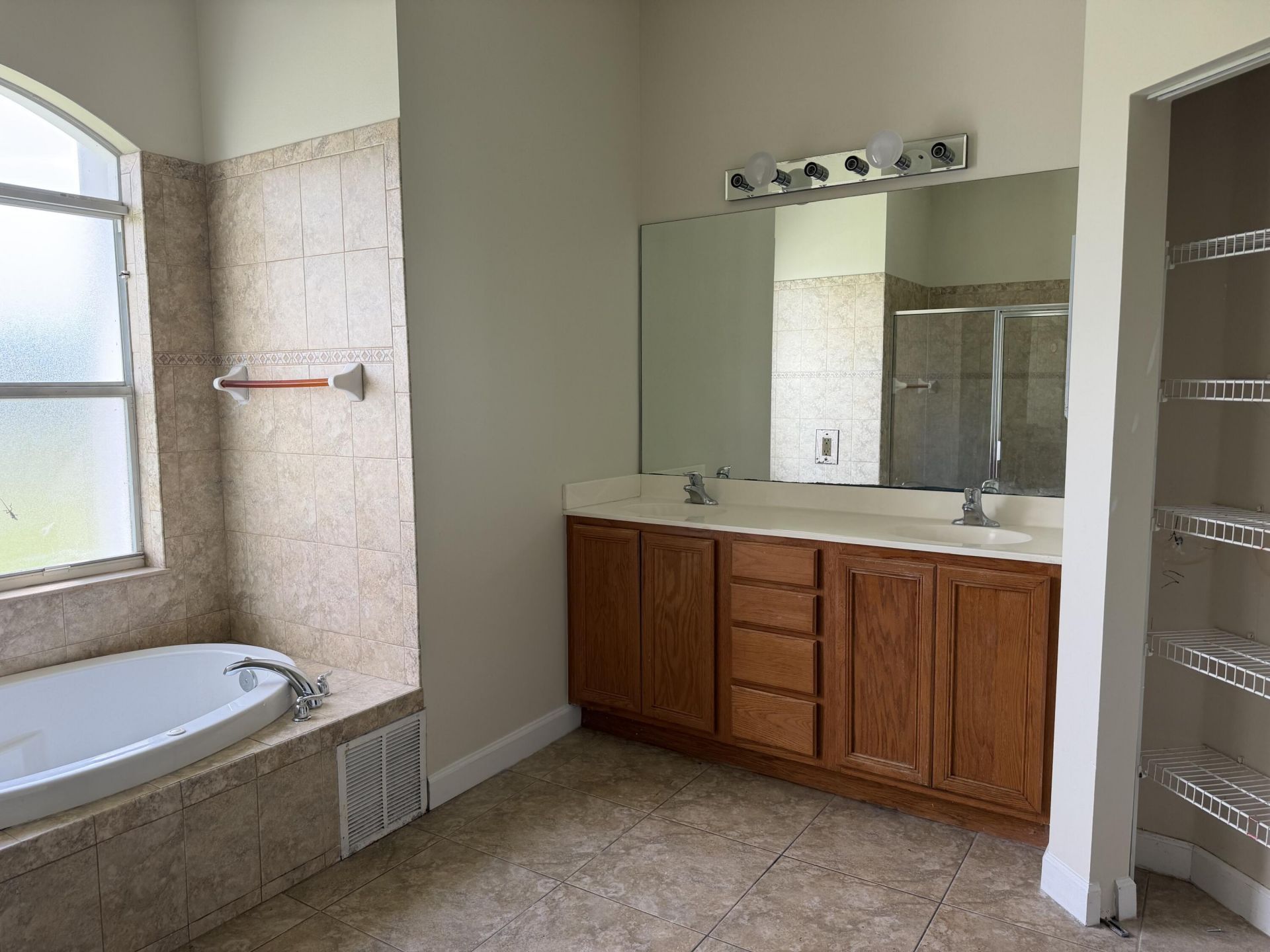 787 SE Evergreen Terrace, Port Saint Lucie, FL 34983 Photo