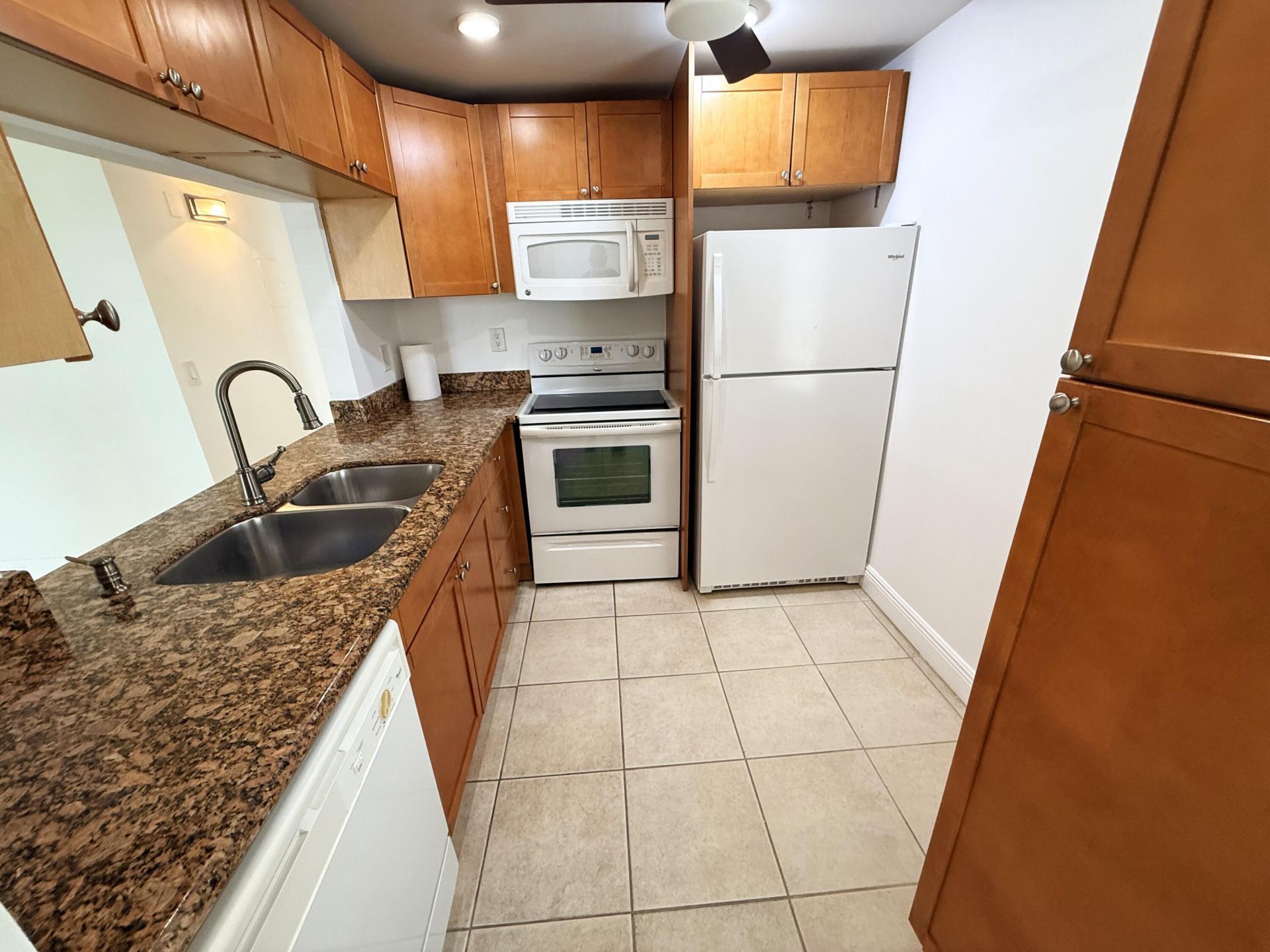 586 Normandy, Unit 586, Delray Beach, FL 33484 Photo