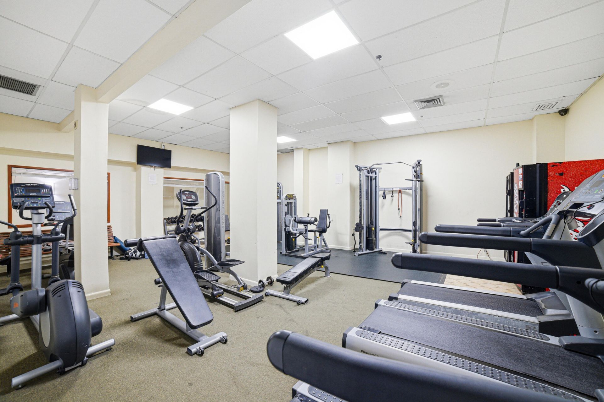 210 174th Street, Unit 1110, Sunny Isles Beach, FL 33160 Photo