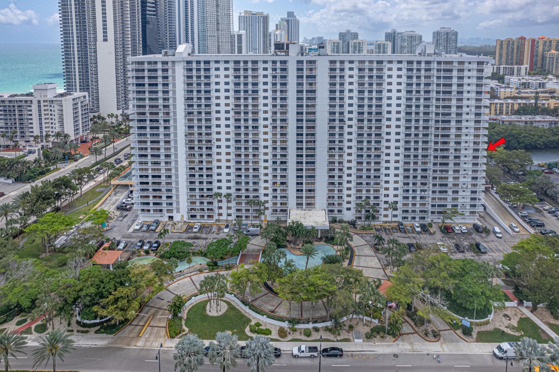 210 174th Street, Unit 1110, Sunny Isles Beach, FL 33160 Photo