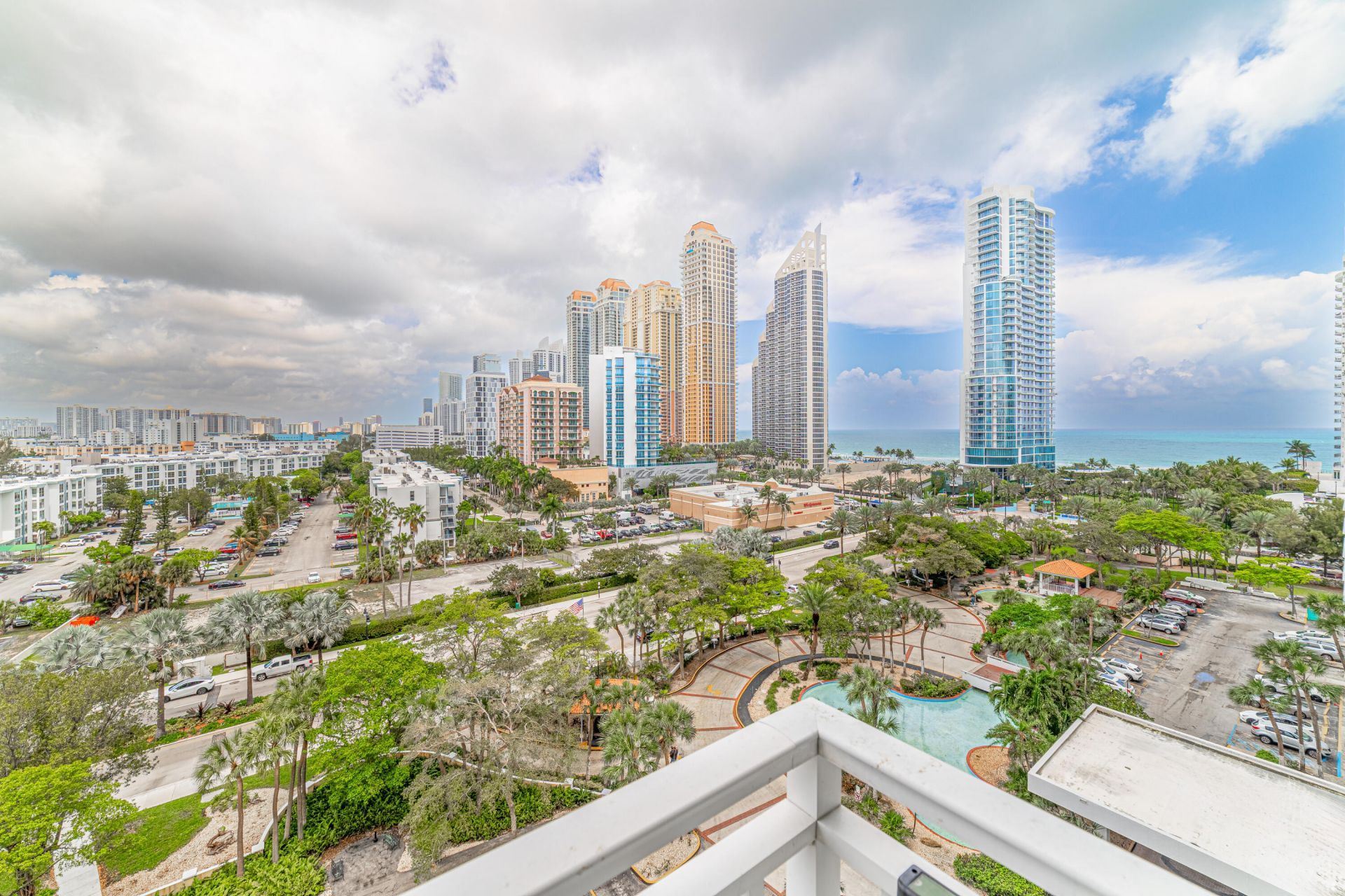 210 174th Street, Unit 1110, Sunny Isles Beach, FL 33160 Photo