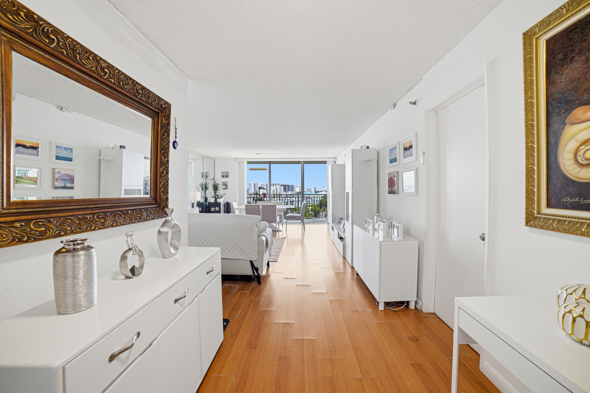 210 174th Street, Unit 1110, Sunny Isles Beach, FL 33160 Photo