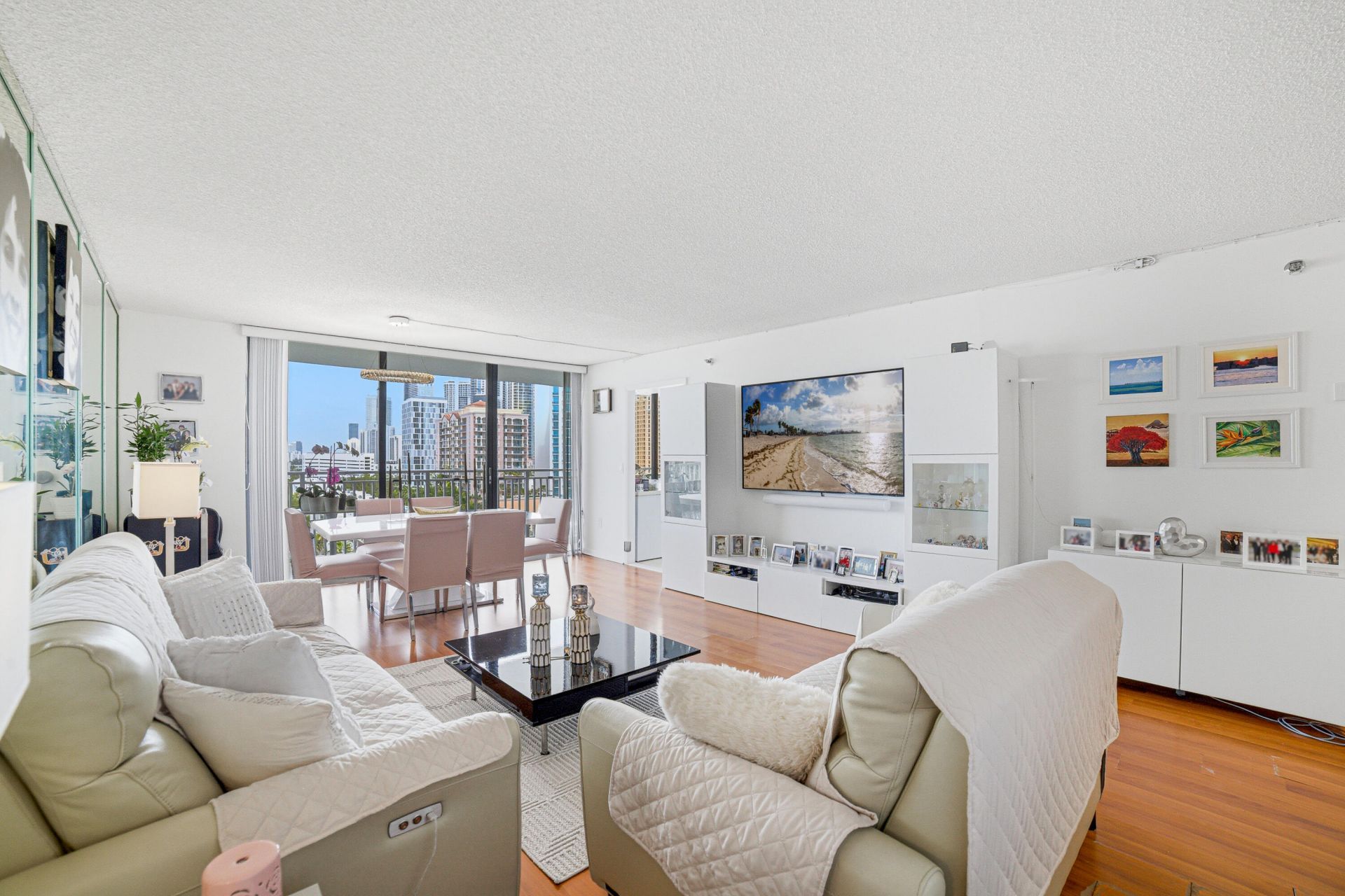 210 174th Street, Unit 1110, Sunny Isles Beach, FL 33160 Photo