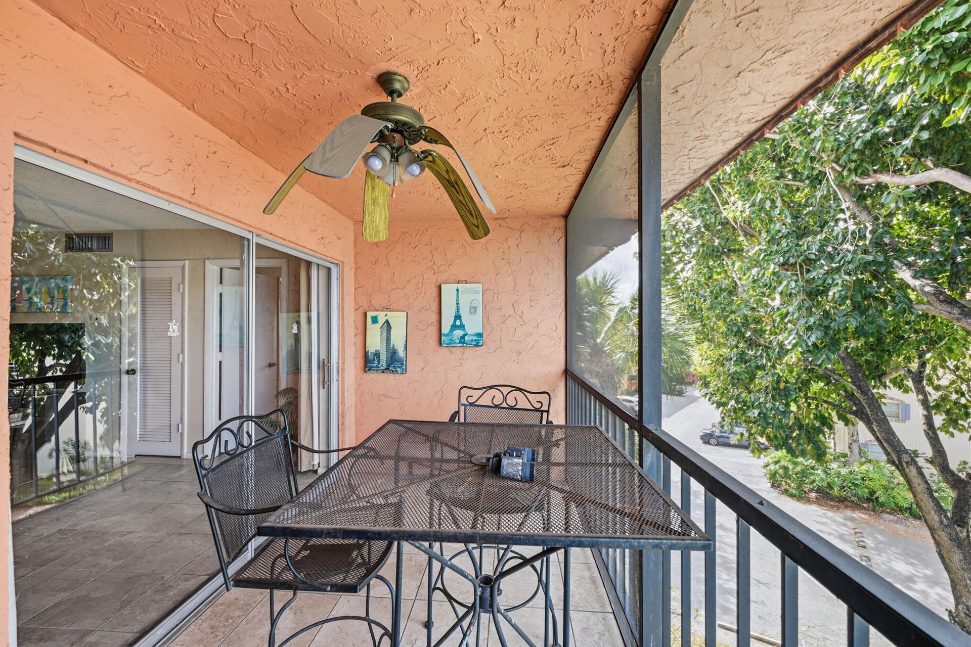 630 Tennis Club Drive, Unit 404, Fort Lauderdale, FL 33311 Photo