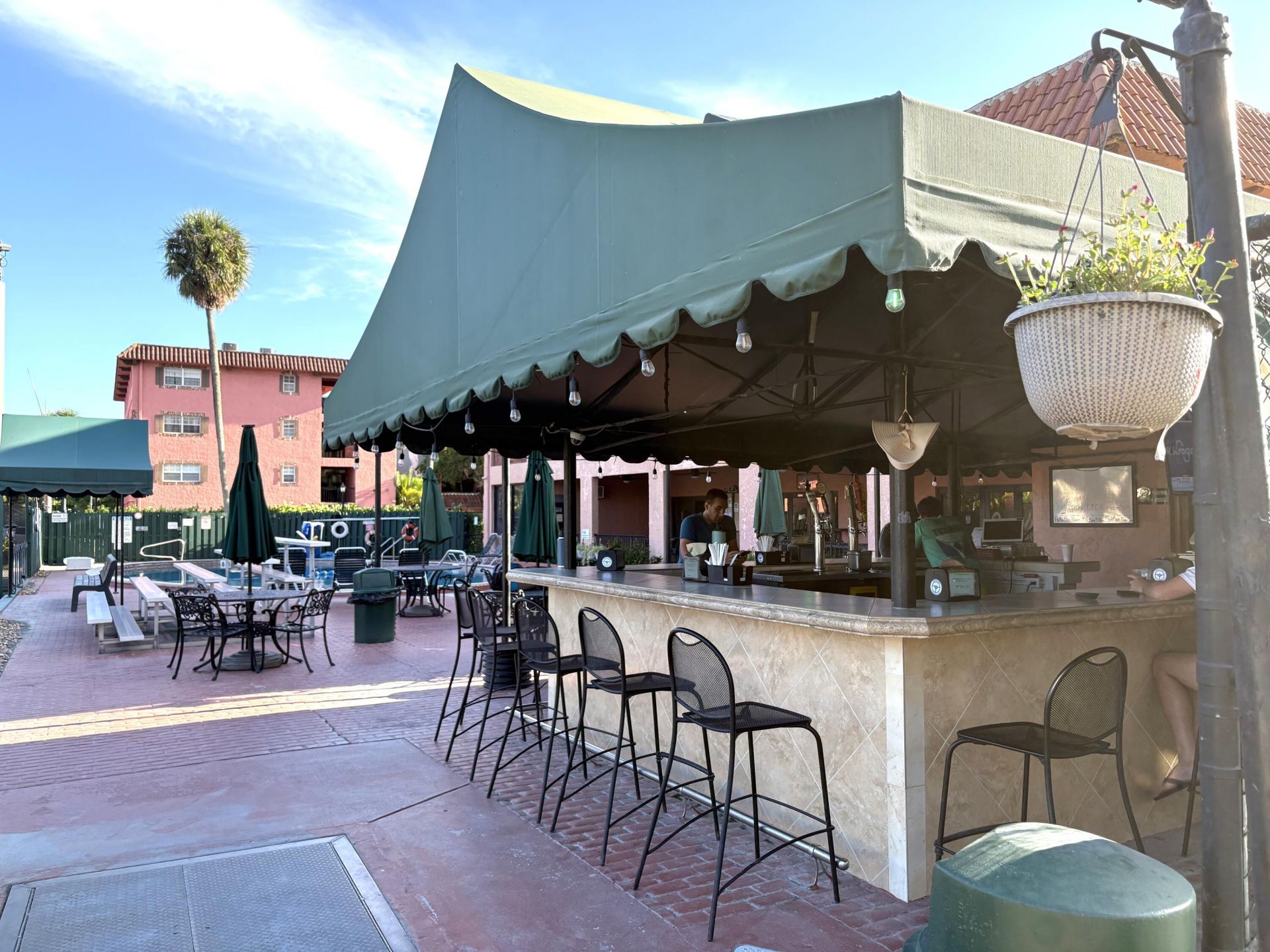 630 Tennis Club Drive, Unit 404, Fort Lauderdale, FL 33311 Photo