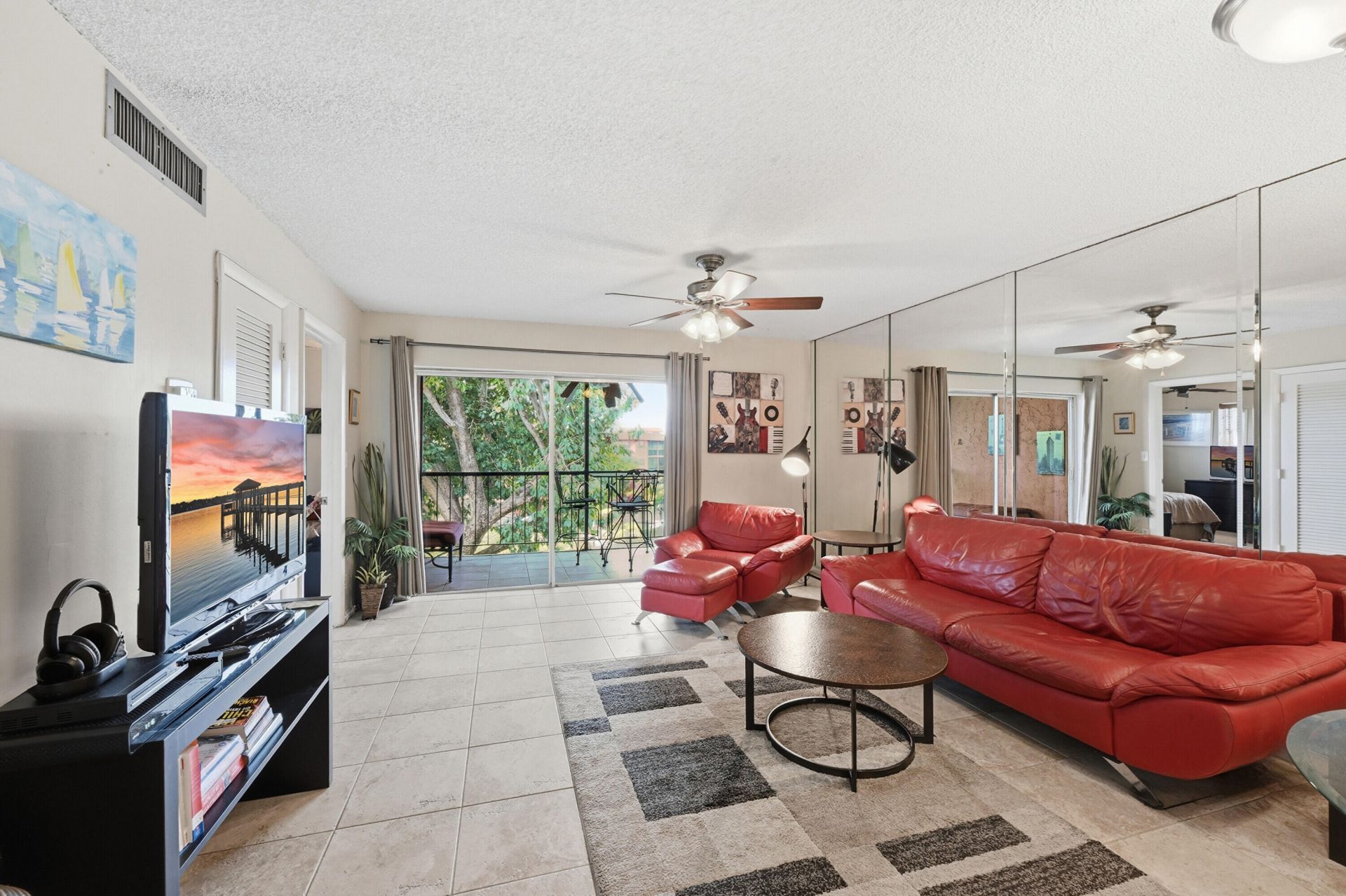 630 Tennis Club Drive, Unit 404, Fort Lauderdale, FL 33311 Photo