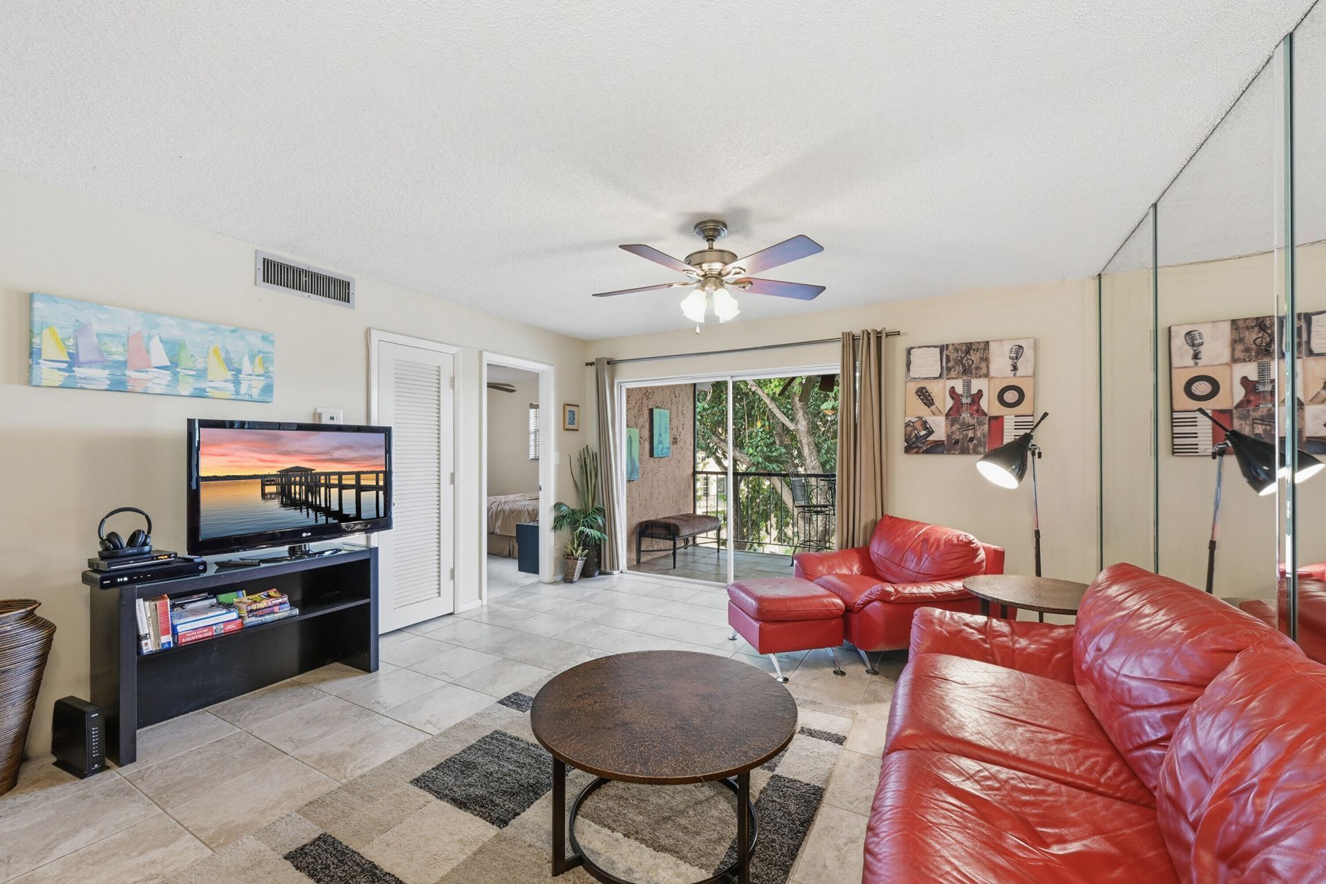 630 Tennis Club Drive, Unit 404, Fort Lauderdale, FL 33311 Photo