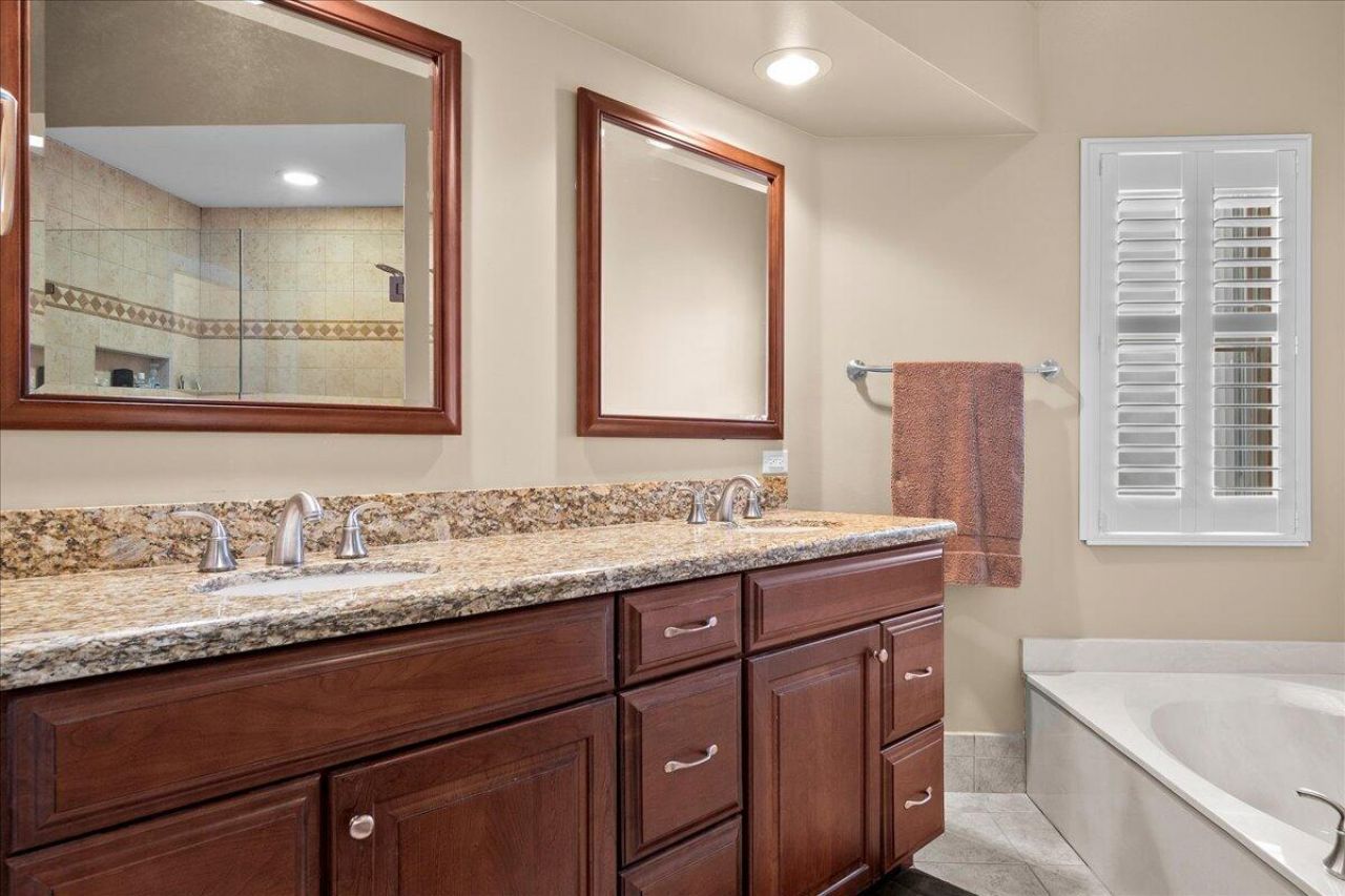 2424 SW Foxpoint Trail, Palm City, FL 34990 Photo