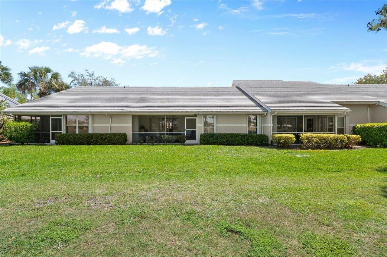 2424 SW Foxpoint Trail, Palm City, FL 34990 Photo