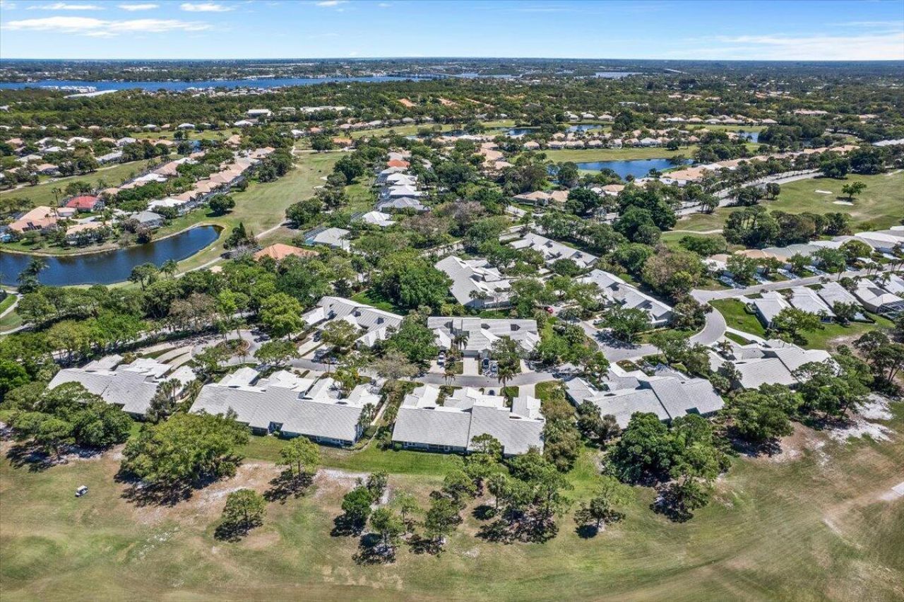 2424 SW Foxpoint Trail, Palm City, FL 34990 Photo