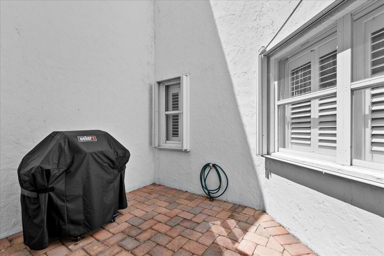 2424 SW Foxpoint Trail, Palm City, FL 34990 Photo