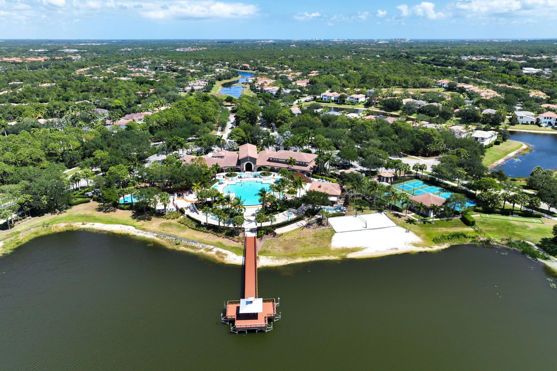 943 Mill Creek Drive, Palm Beach Gardens, FL 33410 Photo