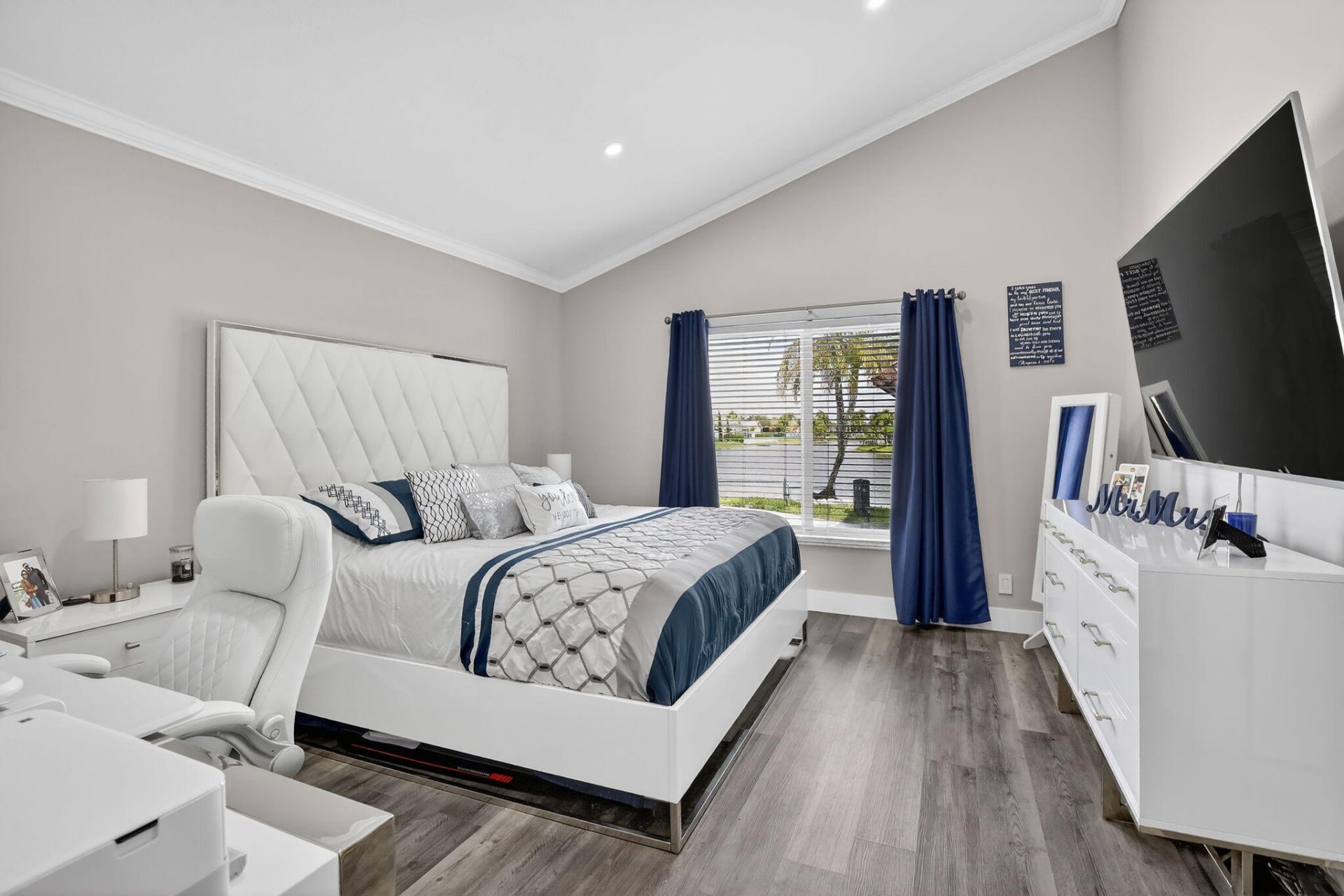 16323 NW 5th Street, Pembroke Pines, FL 33028 Photo