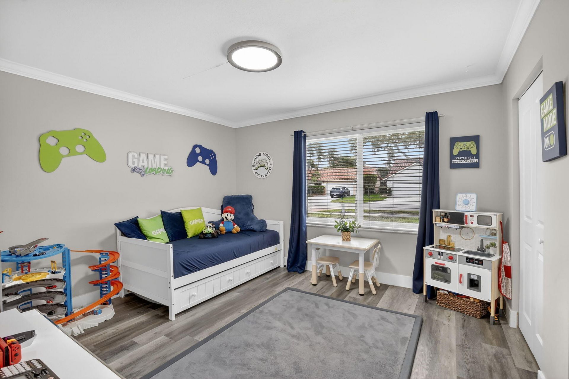 16323 NW 5th Street, Pembroke Pines, FL 33028 Photo