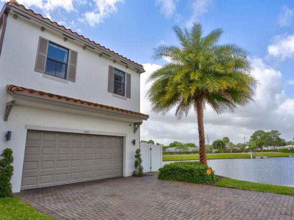 3001 King Palm Way, Riviera Beach, FL 33410