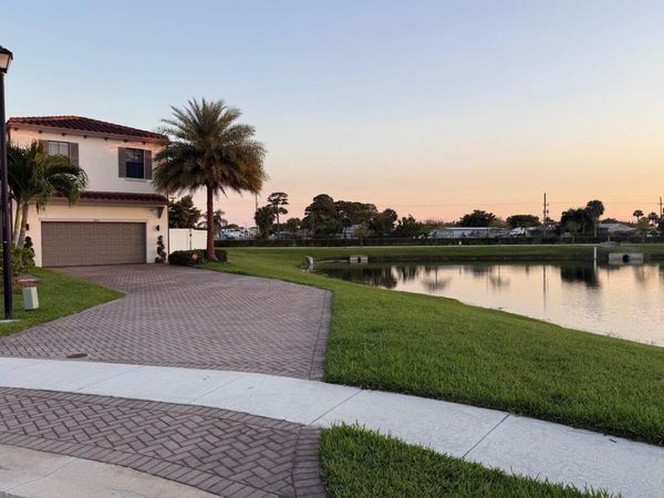 3001 King Palm Way, Riviera Beach, FL 33410