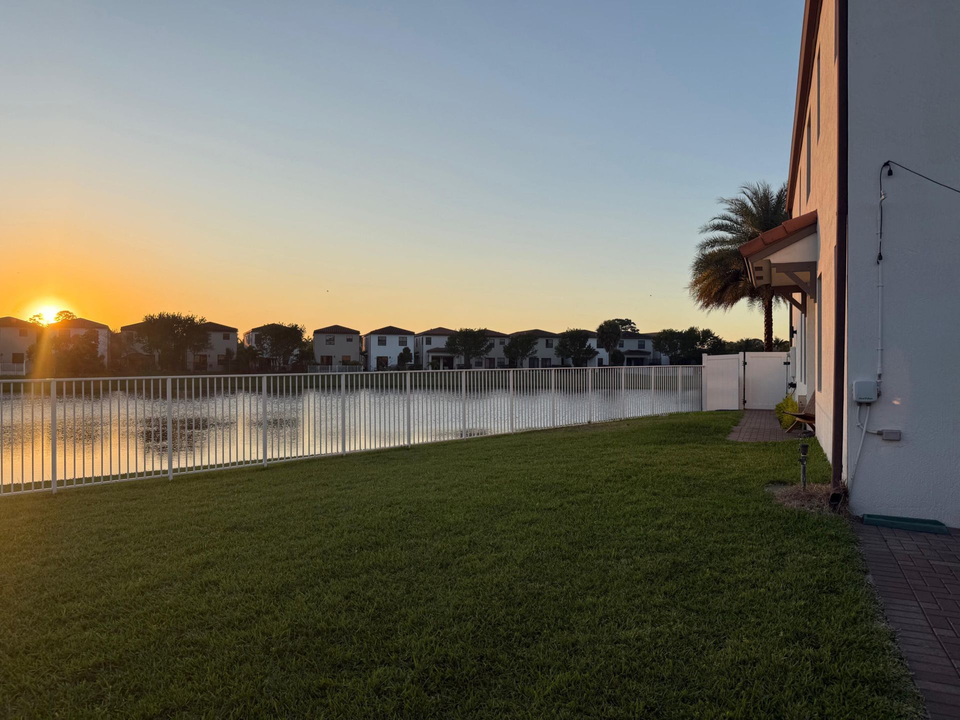 3001 King Palm Way, Riviera Beach, FL 33410 Photo